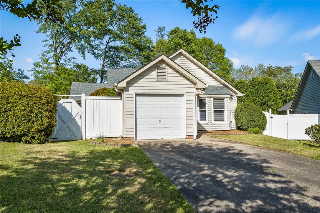 109 Cobblestone Circle Anderson, SC 29621 - Photo 4 of 30 Gallery Image 4