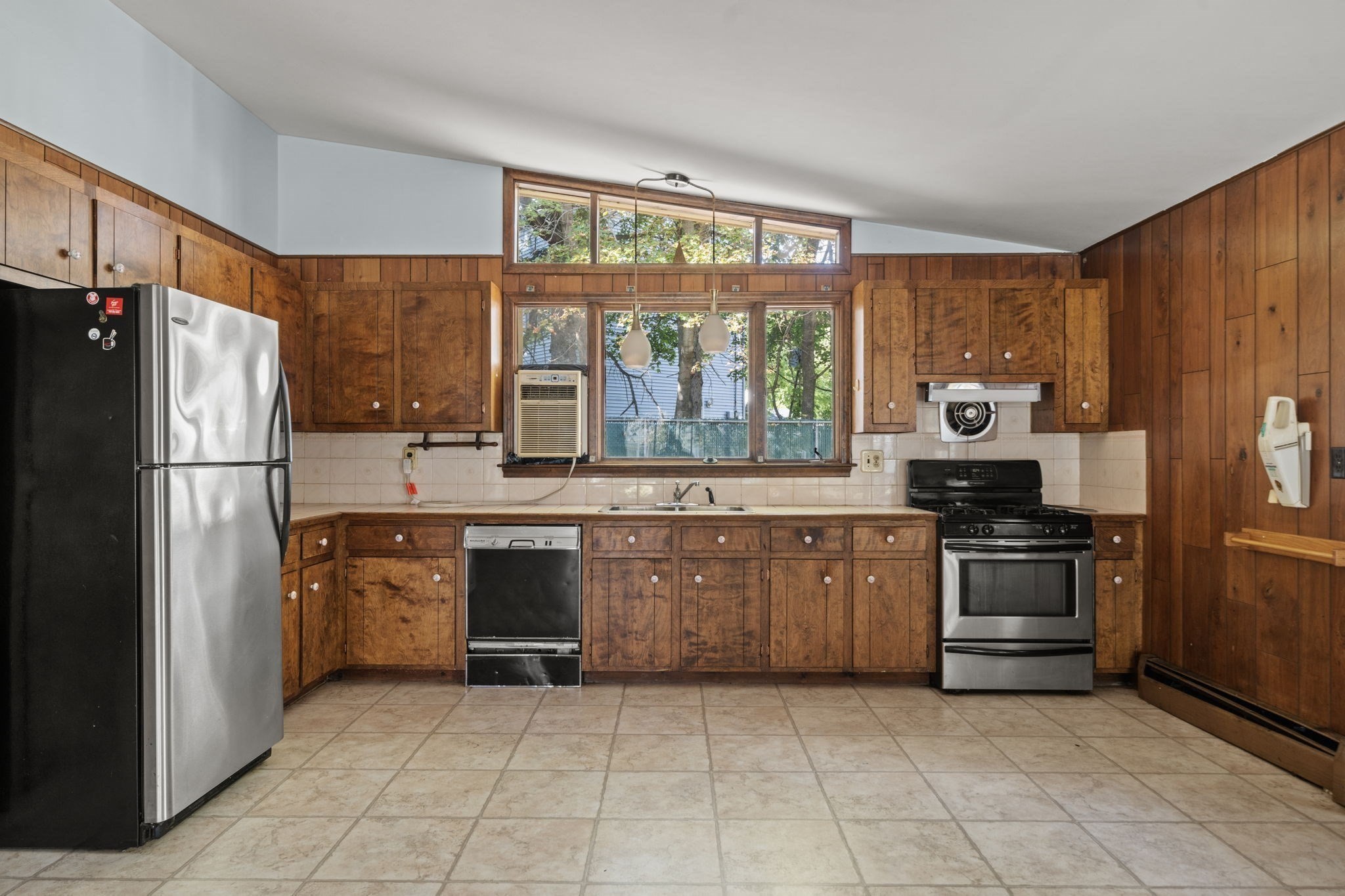 59 Hally Road Lowell, MA 01854 - Photo 10 of 38 Gallery Image 10