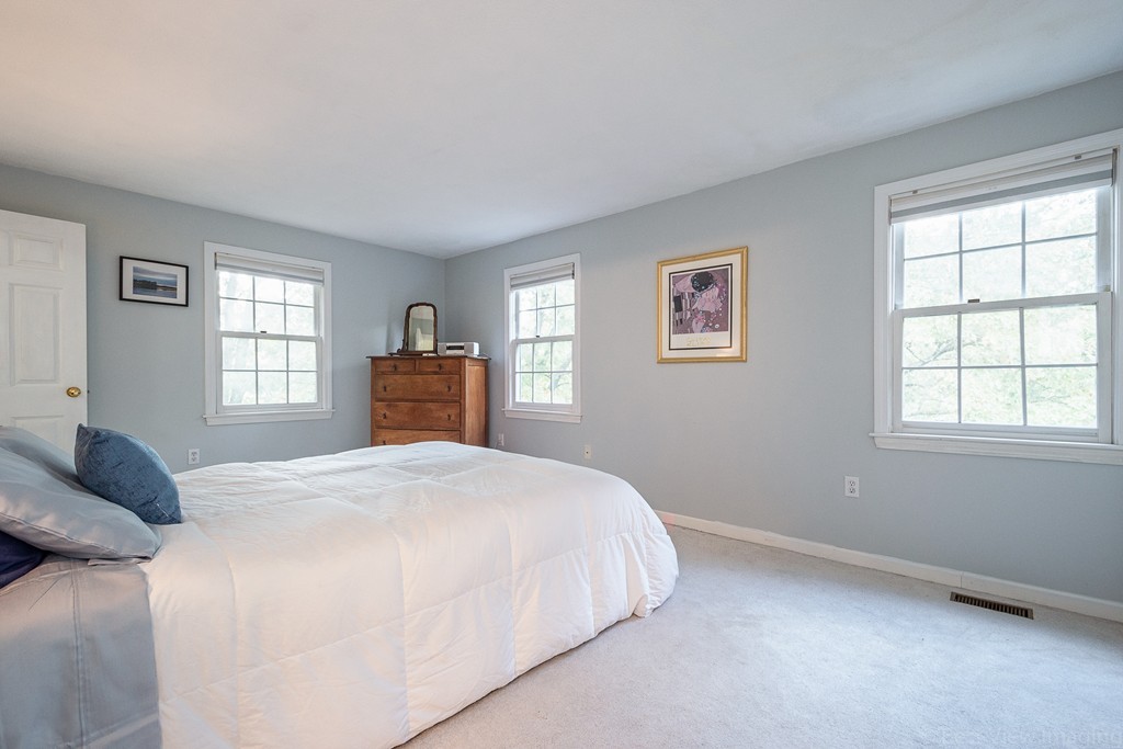 1 Oak Ridge Drive, Unit 1 Maynard, MA 01754 - Photo 17 of 29 Gallery Image 17
