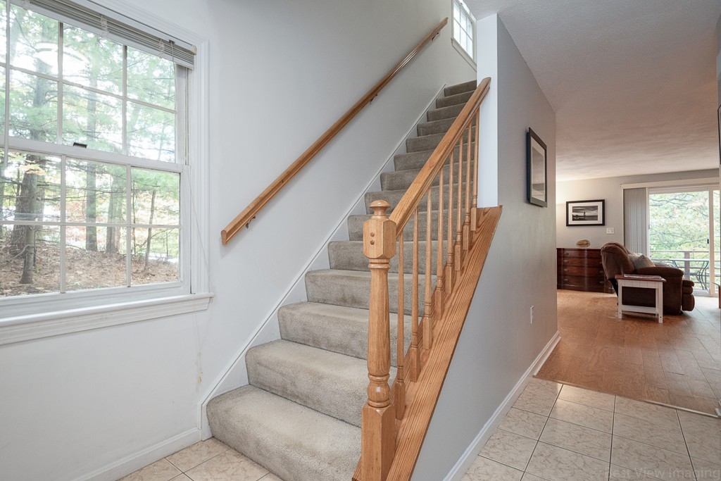 1 Oak Ridge Drive, Unit 1 Maynard, MA 01754 - Photo 3 of 29 Gallery Image 3