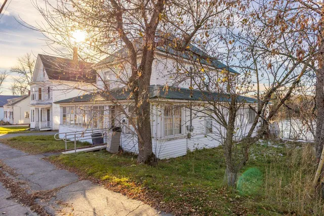 $299,000 | 104 Madawaska Avenue, Pittsfield, ME 04967