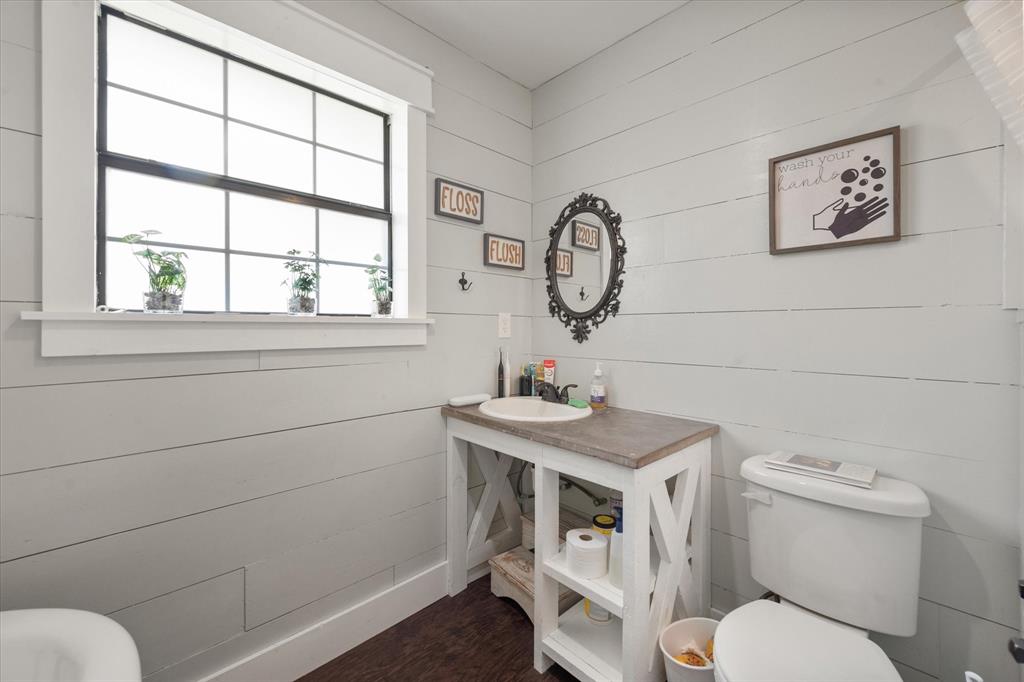 5184 Teague Road Fort Worth, TX 76140 - Photo 10 of 34