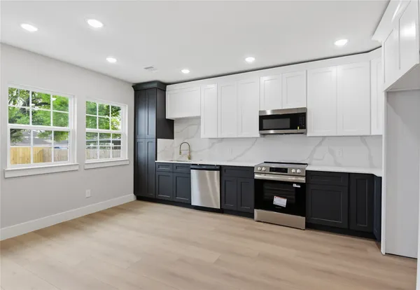 $1,850 | 4610 Providence Street, Unit A, Houston, TX 77020