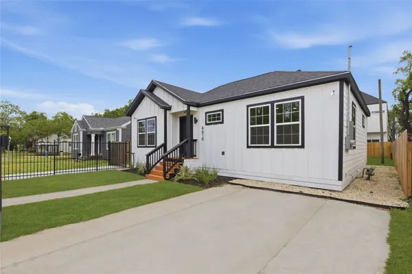 $1,850 | 4610 Providence Street, Unit A, Houston, TX 77020