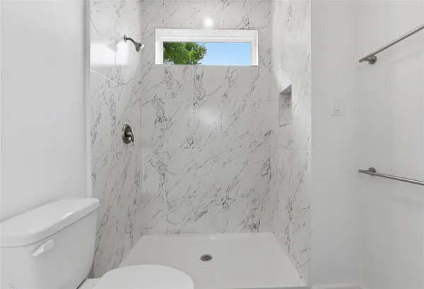 $1,850 | 4610 Providence Street, Unit A, Houston, TX 77020