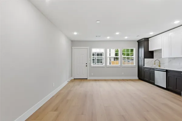 $1,850 | 4610 Providence Street, Unit A, Houston, TX 77020