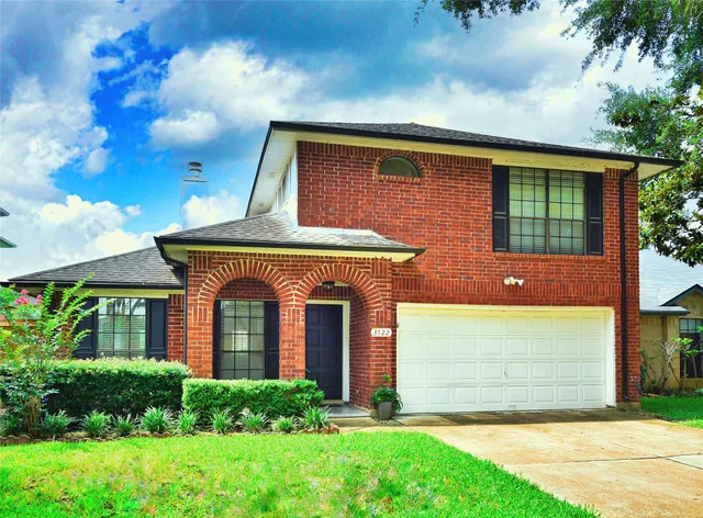 $325,000 | 3522 Pecan Point Drive, Sugar Land, TX 77478