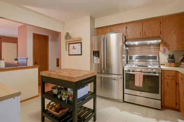 $379,900 | 8008 49th Avenue, Kenosha, WI 53142