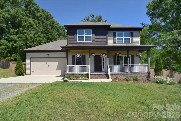 $445,000 | 1021 Vickie Lane, Matthews, NC 28104