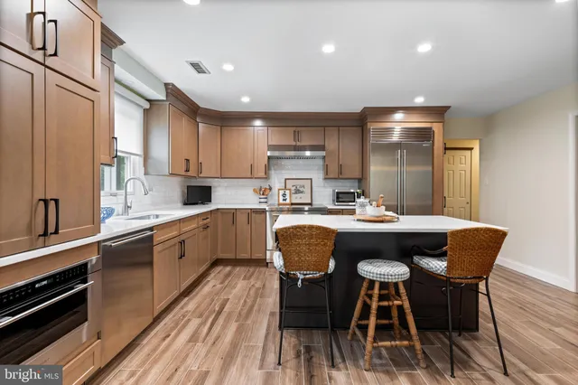 $975,000 | 1309 East Meetinghouse Road, Ambler, PA 19002