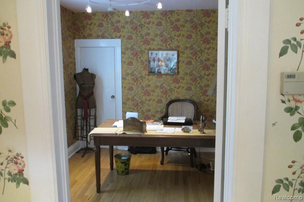 132 Albertson Street Rochester, MI 48307 - Photo 36 of 44 IMG_0660.jpg