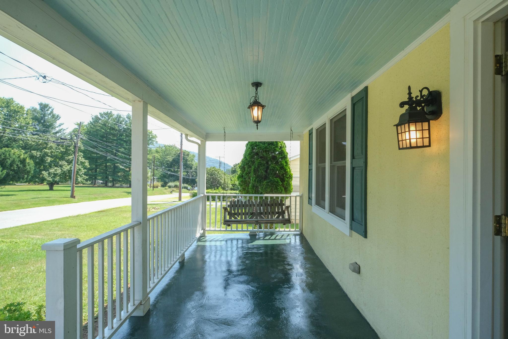 1143 West Ridge Street Harpers Ferry, WV 25425 - Photo 12 of 62