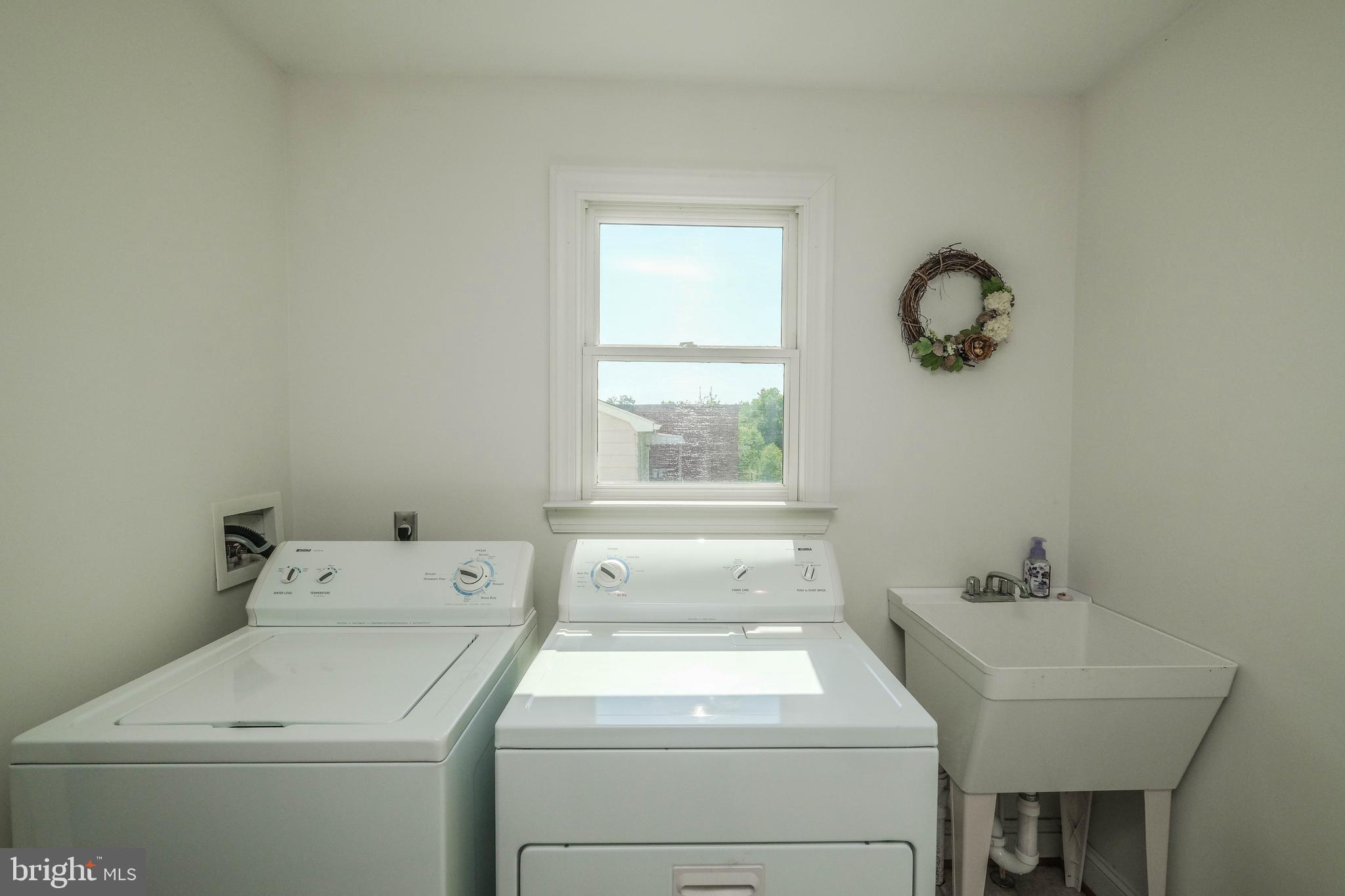 1143 West Ridge Street Harpers Ferry, WV 25425 - Photo 22 of 62