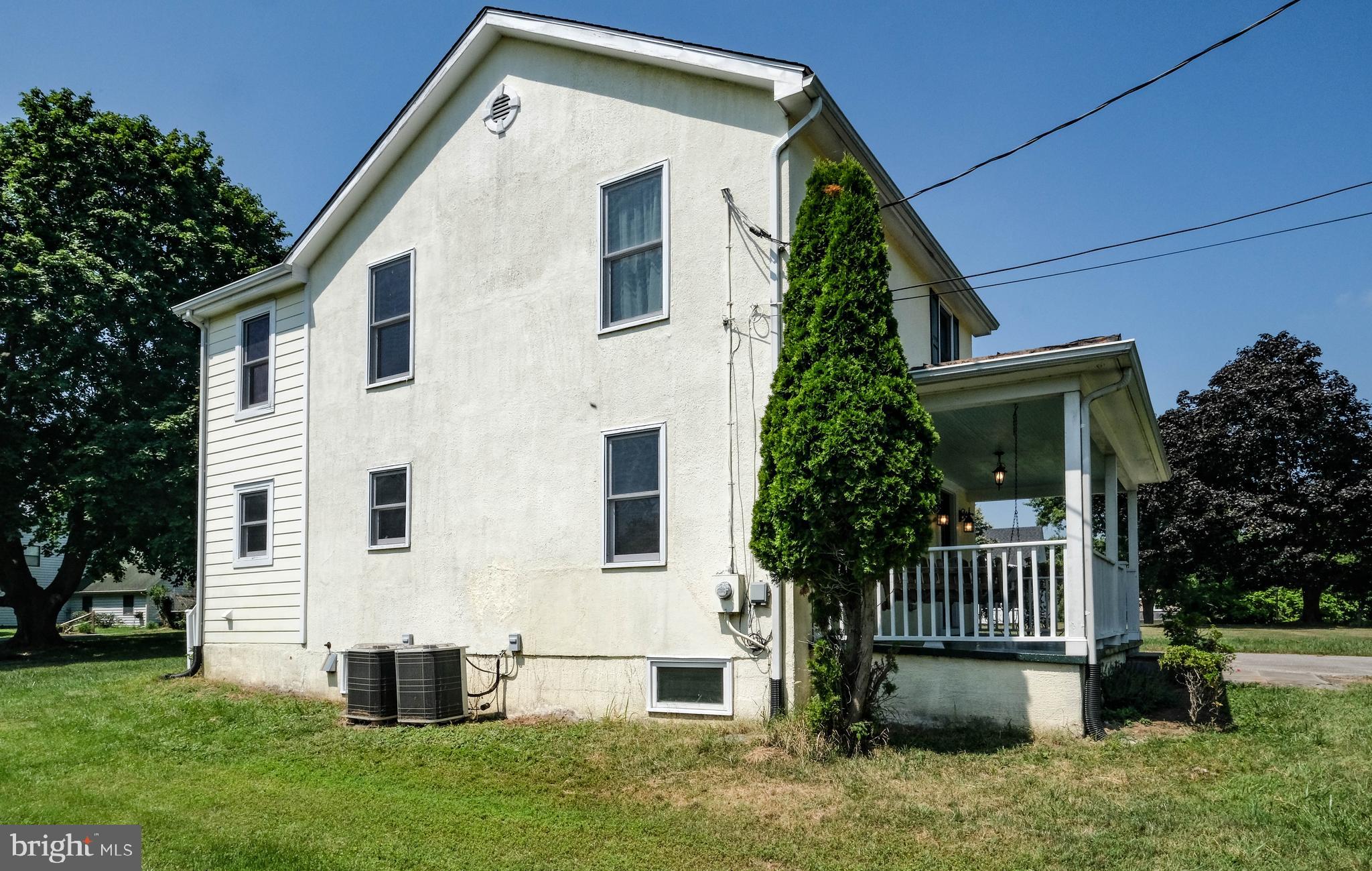 1143 West Ridge Street Harpers Ferry, WV 25425 - Photo 4 of 62