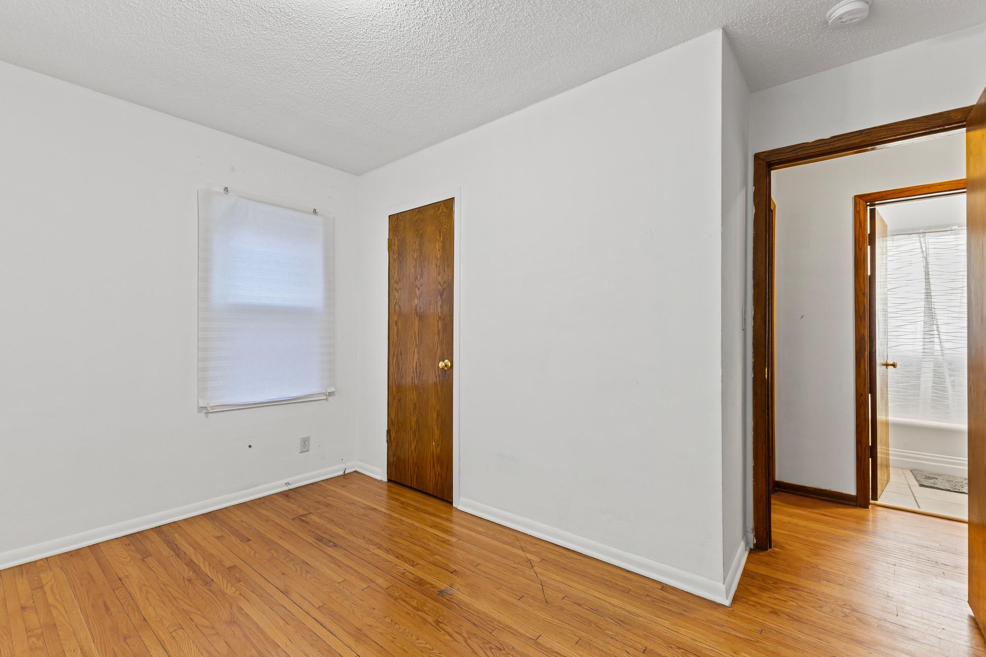 917 Jessie Street St. Paul, MN 55130 - Photo 12 of 31