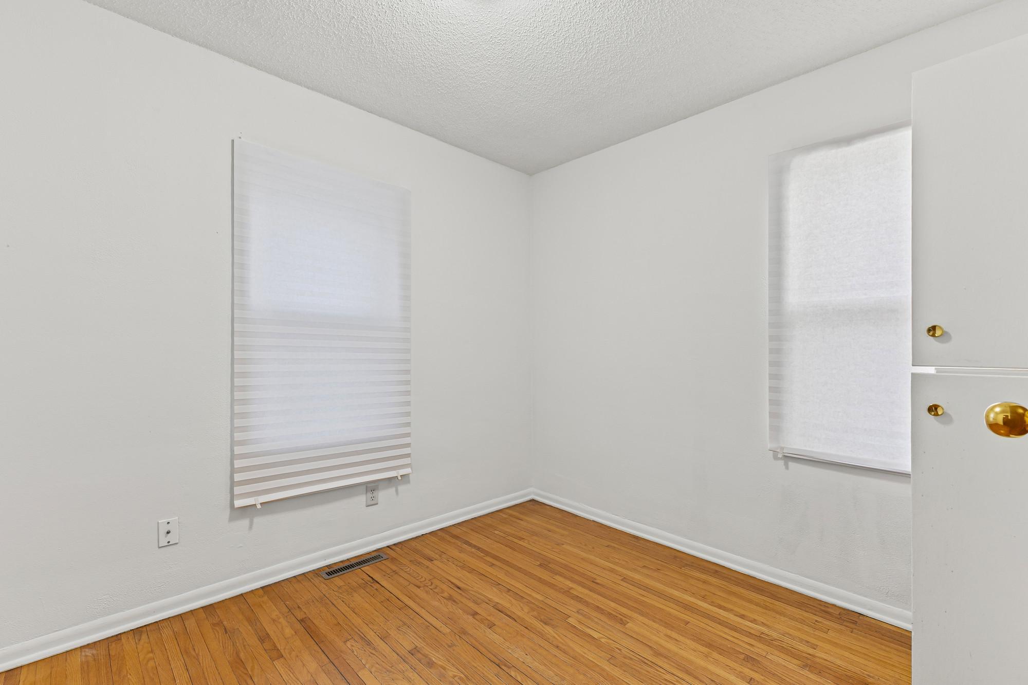 917 Jessie Street St. Paul, MN 55130 - Photo 13 of 31