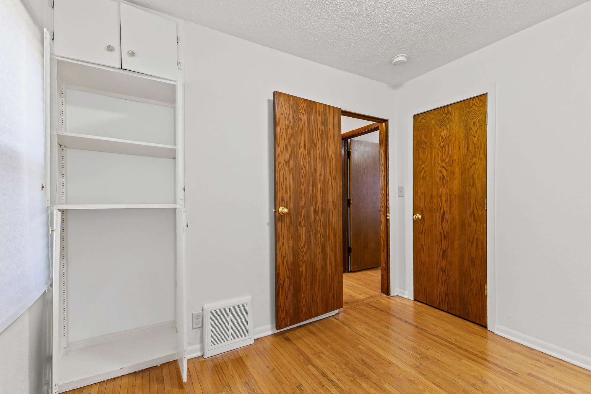 917 Jessie Street St. Paul, MN 55130 - Photo 14 of 31