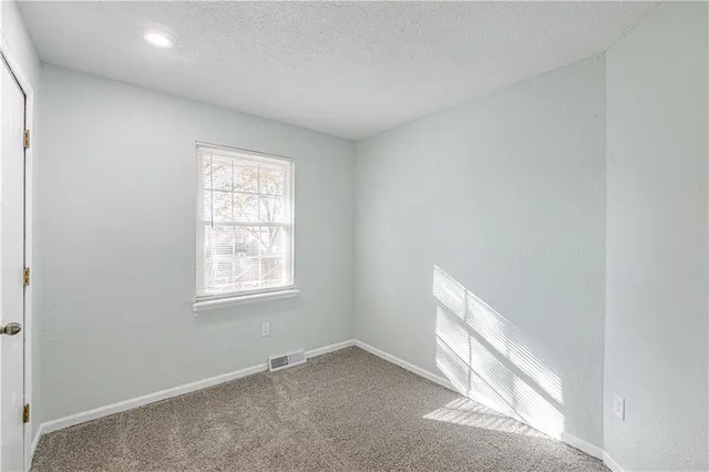 $265,000 | 1205 Southeast 5th Street, Lee's Summit, MO 64063