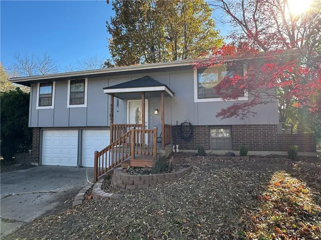 $265,000 | 1205 Southeast 5th Street, Lee's Summit, MO 64063