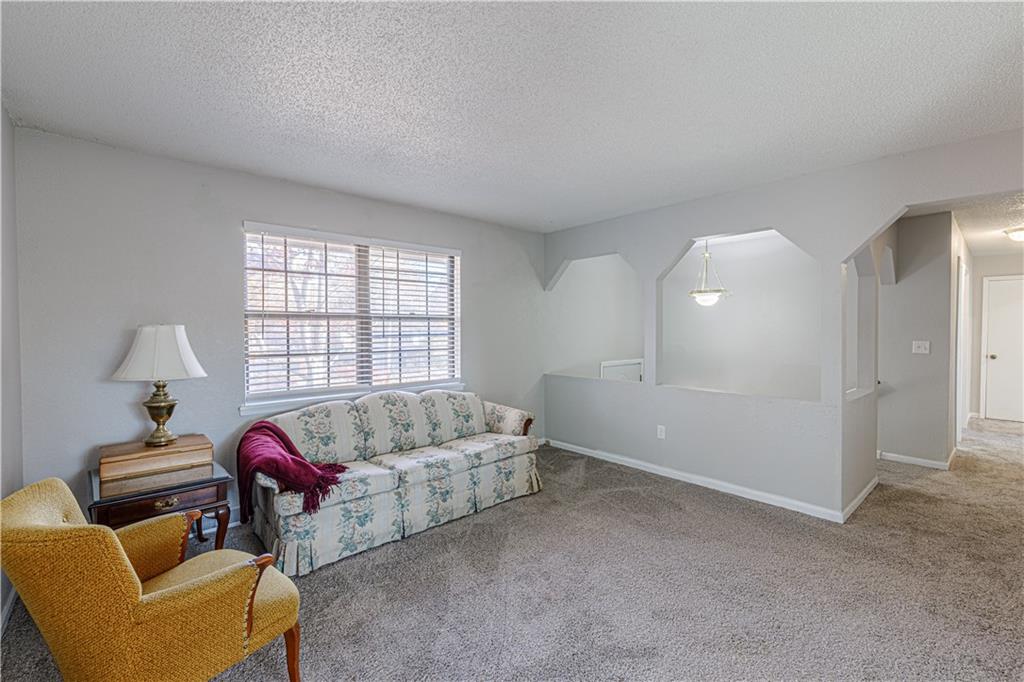 1205 Southeast 5th Street Lee's Summit, MO 64063 - Photo 7 of 35