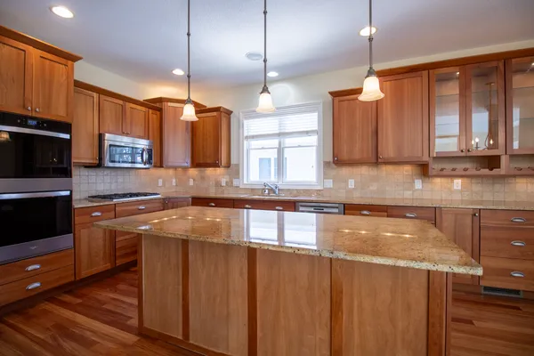 $630,000 | 1544 Salem Court Southwest, Rochester, MN 55902