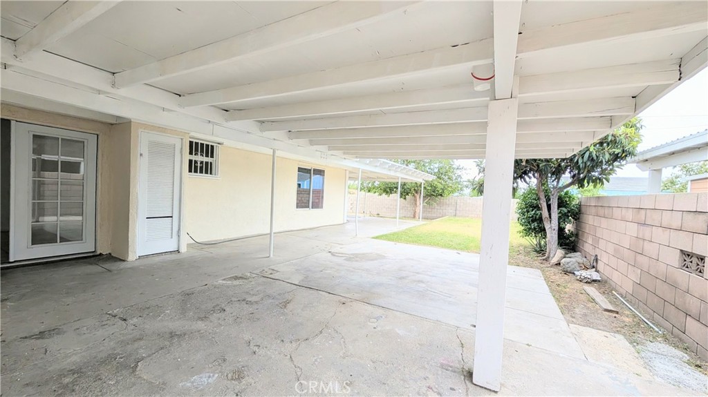 357 West Woodcrest Street Rialto, CA 92376 - Photo 6 of 8 Gallery Image 6