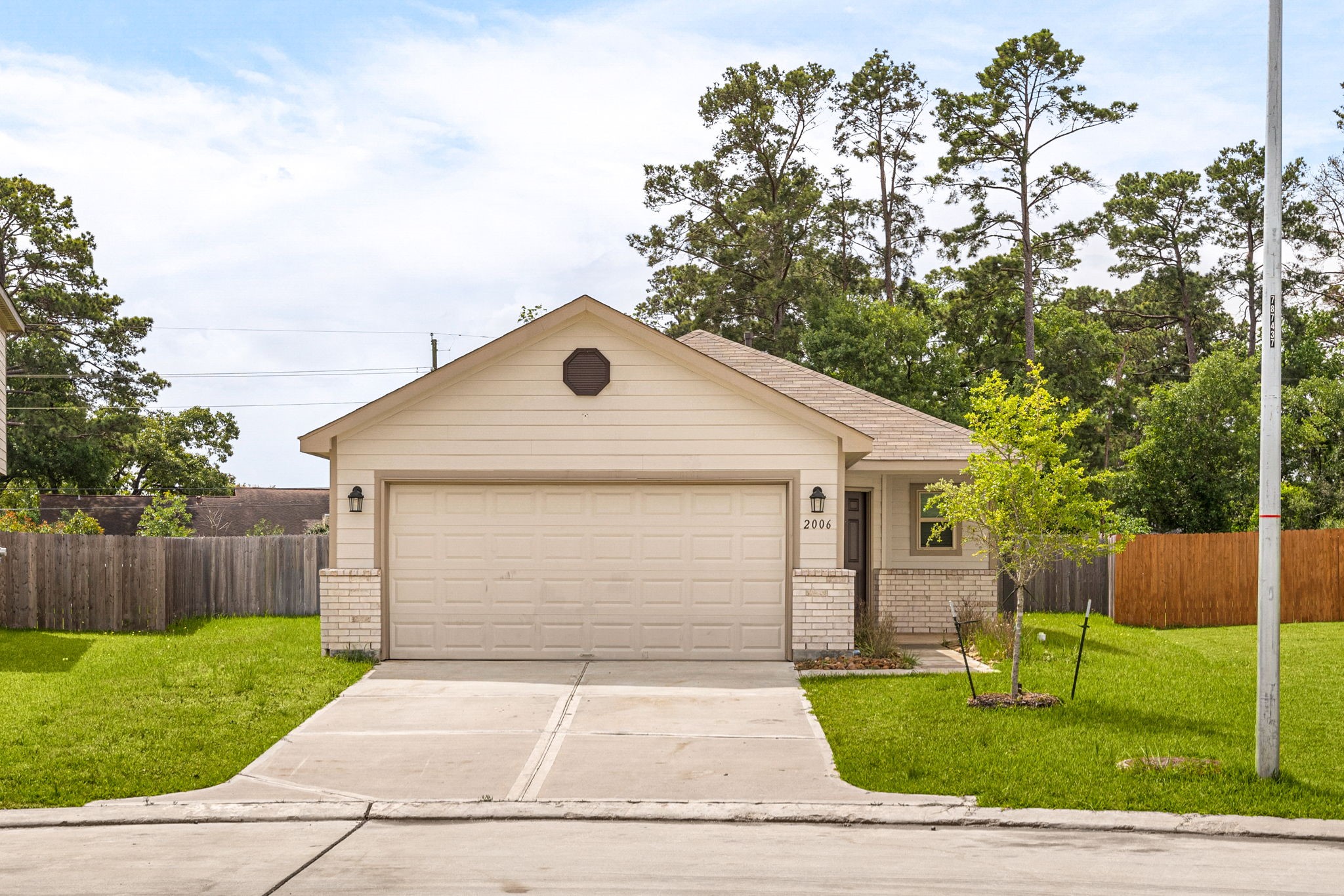 2006 Brixham Bluff Lane Spring, TX 77373 - Photo 3 of 26
