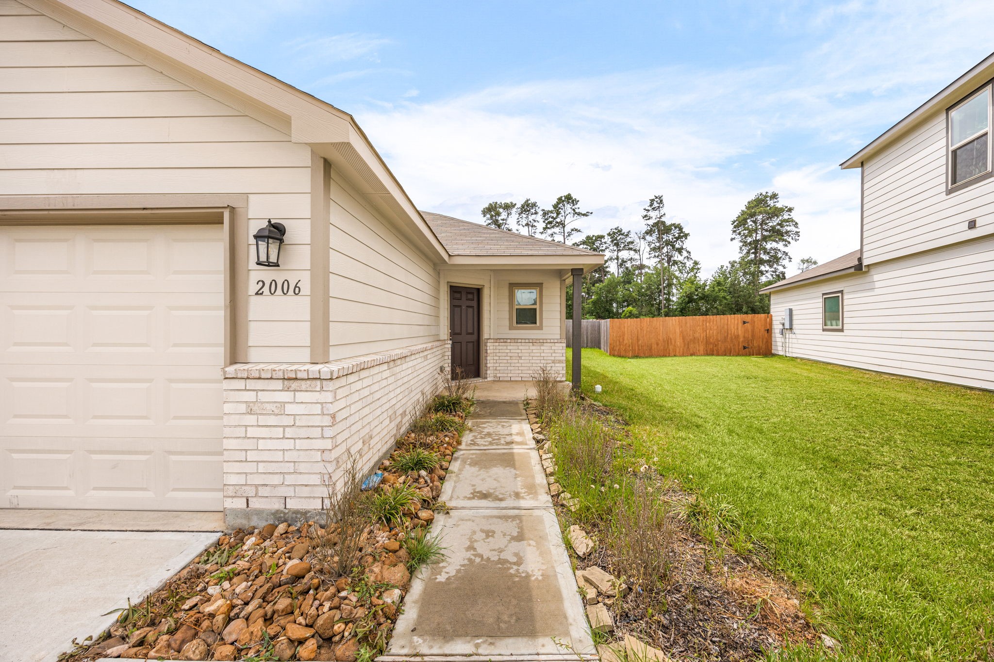 2006 Brixham Bluff Lane Spring, TX 77373 - Photo 4 of 26