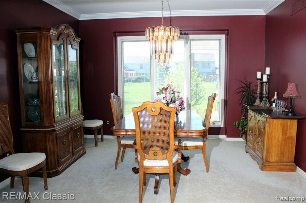 45193 Lothrop Road Canton, MI 48188 - Photo 10 of 25 Dining 1