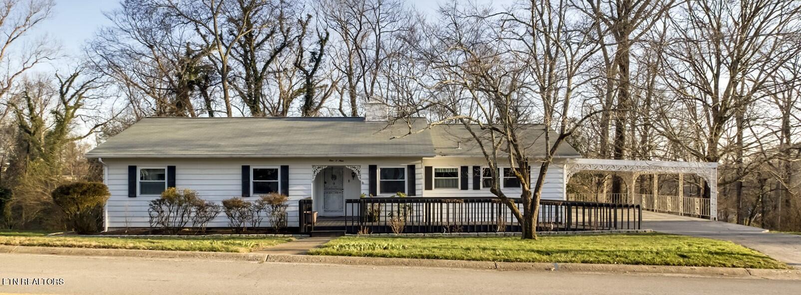 109 Norton Road Oak Ridge, TN 37830 - Photo 1 of 41 01_NortonRoad_109_Front