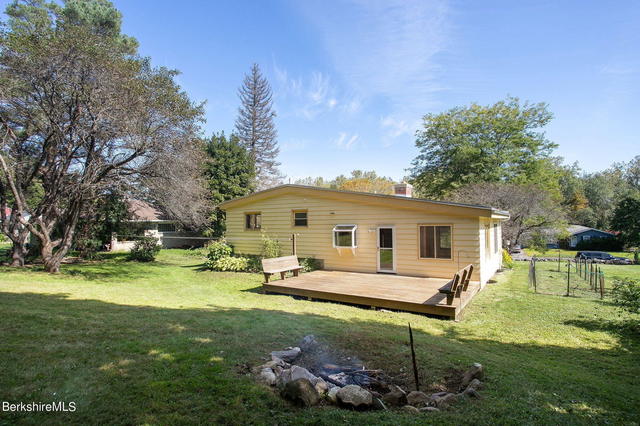 69 Valentine Road Pittsfield, MA 01201 - Photo 26 of 26 0009