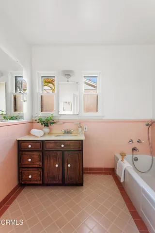 $1,150,000 | 1563 Valencia Avenue, Pasadena, CA 91104