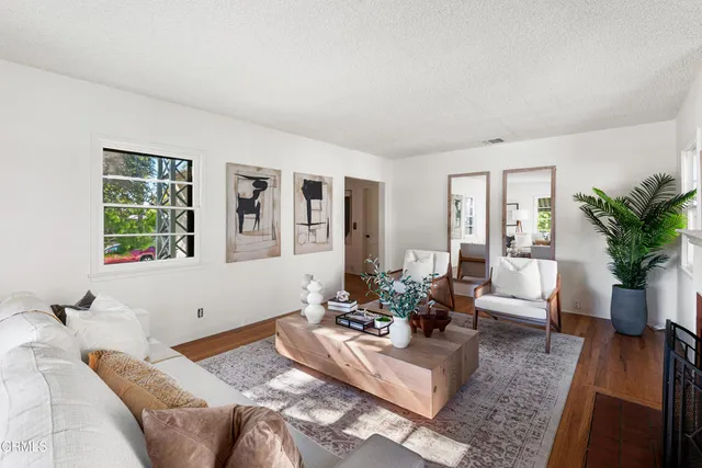 $1,150,000 | 1563 Valencia Avenue, Pasadena, CA 91104