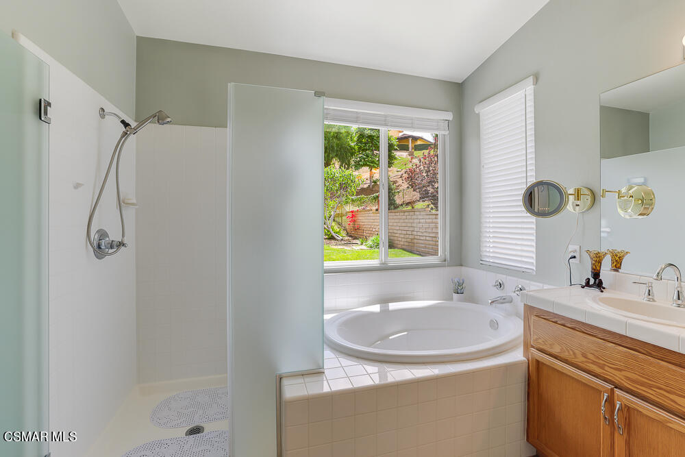 2262 Rudolph Drive Simi Valley, CA 93065 - Photo 24 of 36 2262 Rudolph Drive-19