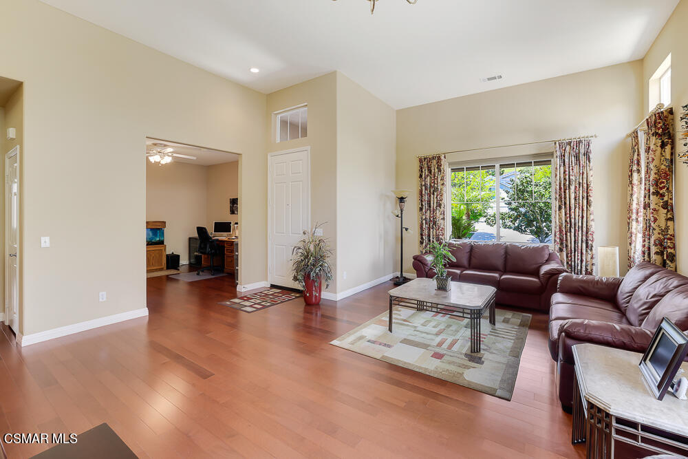 2262 Rudolph Drive Simi Valley, CA 93065 - Photo 7 of 36 2262 Rudolph Drive-3