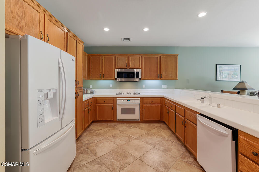 2262 Rudolph Drive Simi Valley, CA 93065 - Photo 9 of 36 2262 Rudolph Drive-4