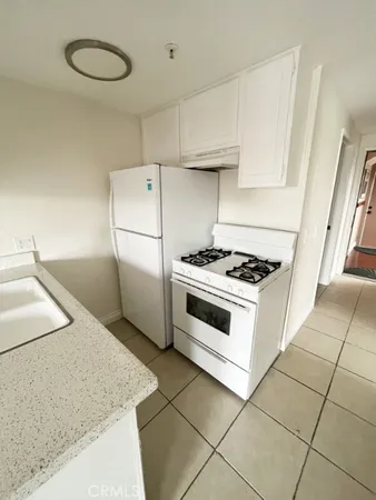 $2,295 | 101 West Canada, Unit 1, San Clemente, CA 92672