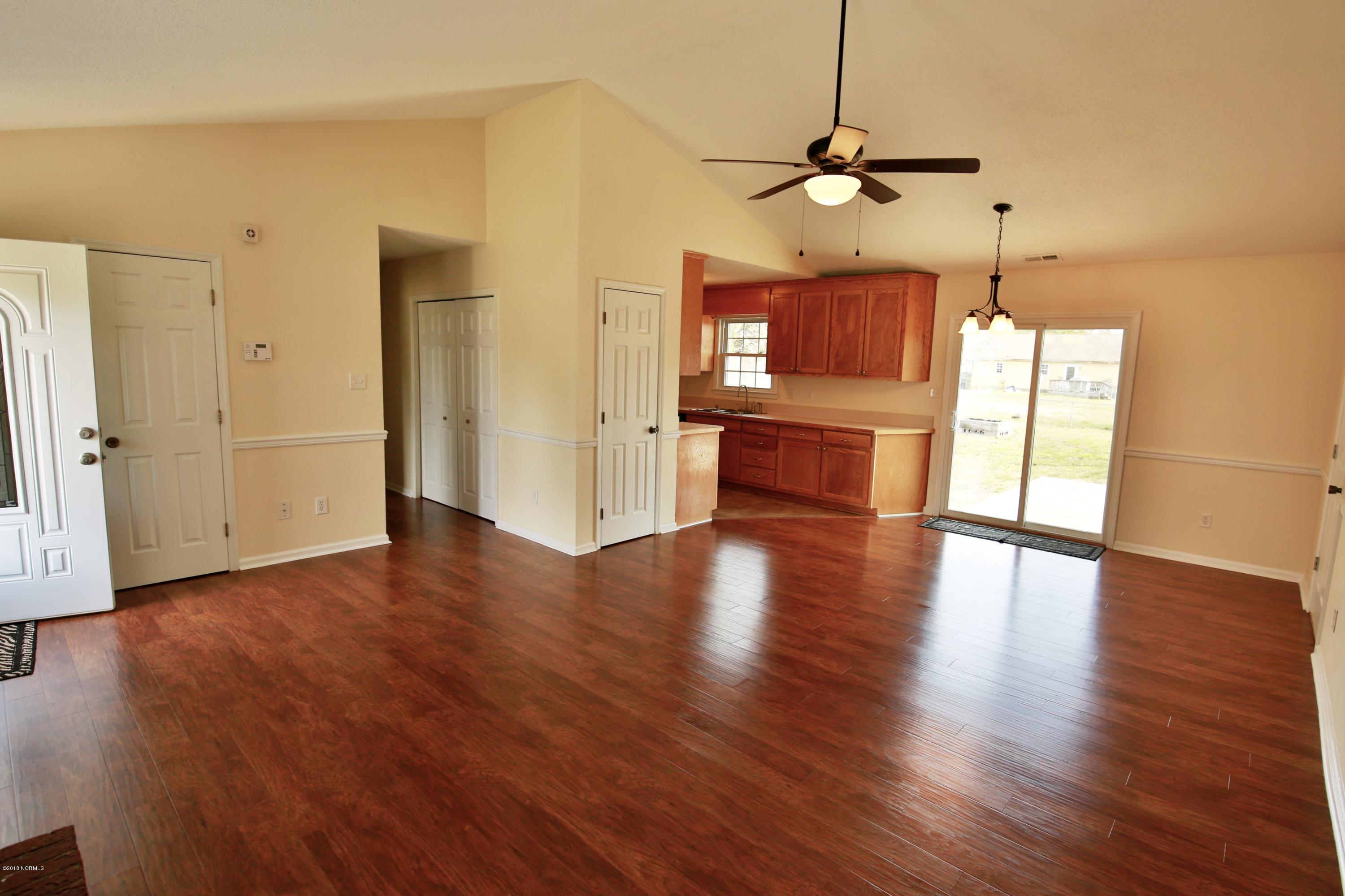 302 Riggs Road Hubert, NC 28539 - Photo 3 of 26 _P9A0781