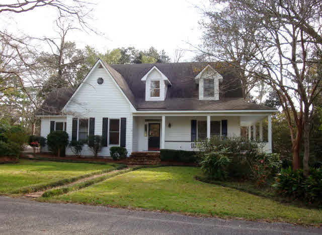 614 Magnolia Avenue Daphne, AL 36526 - Photo 1 of 1