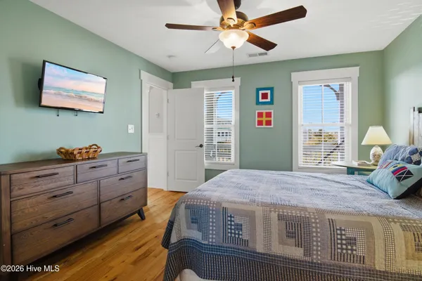 $1,550,000 | 1254 Ocean Boulevard West, Holden Beach, NC 28462