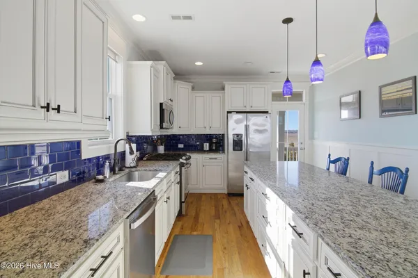 $1,550,000 | 1254 Ocean Boulevard West, Holden Beach, NC 28462