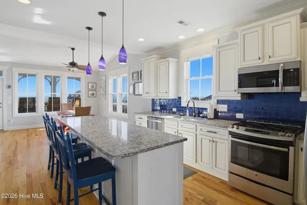 $1,550,000 | 1254 Ocean Boulevard West, Holden Beach, NC 28462
