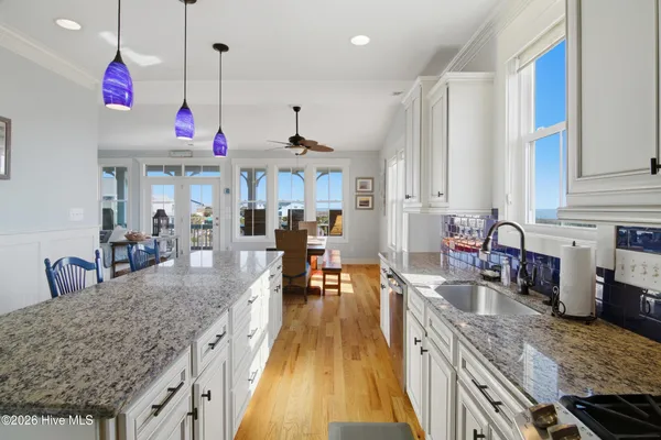 $1,550,000 | 1254 Ocean Boulevard West, Holden Beach, NC 28462