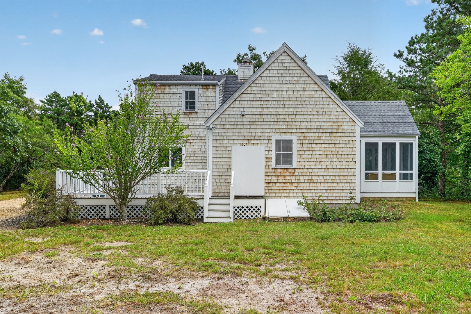 9 Marthas Road Edgartown, MA 02539 - Photo 17 of 22 Gallery Image 17