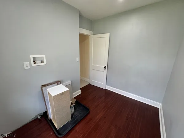 $2,700 | 209 Knoll Road, Lake Hiawatha, NJ 07034