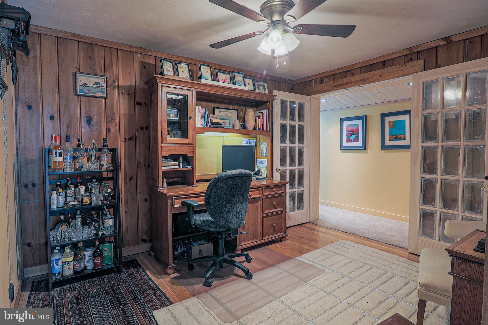 101 Apple Road Newark, DE 19711 - Photo 27 of 47 Office and entrance into Great room
