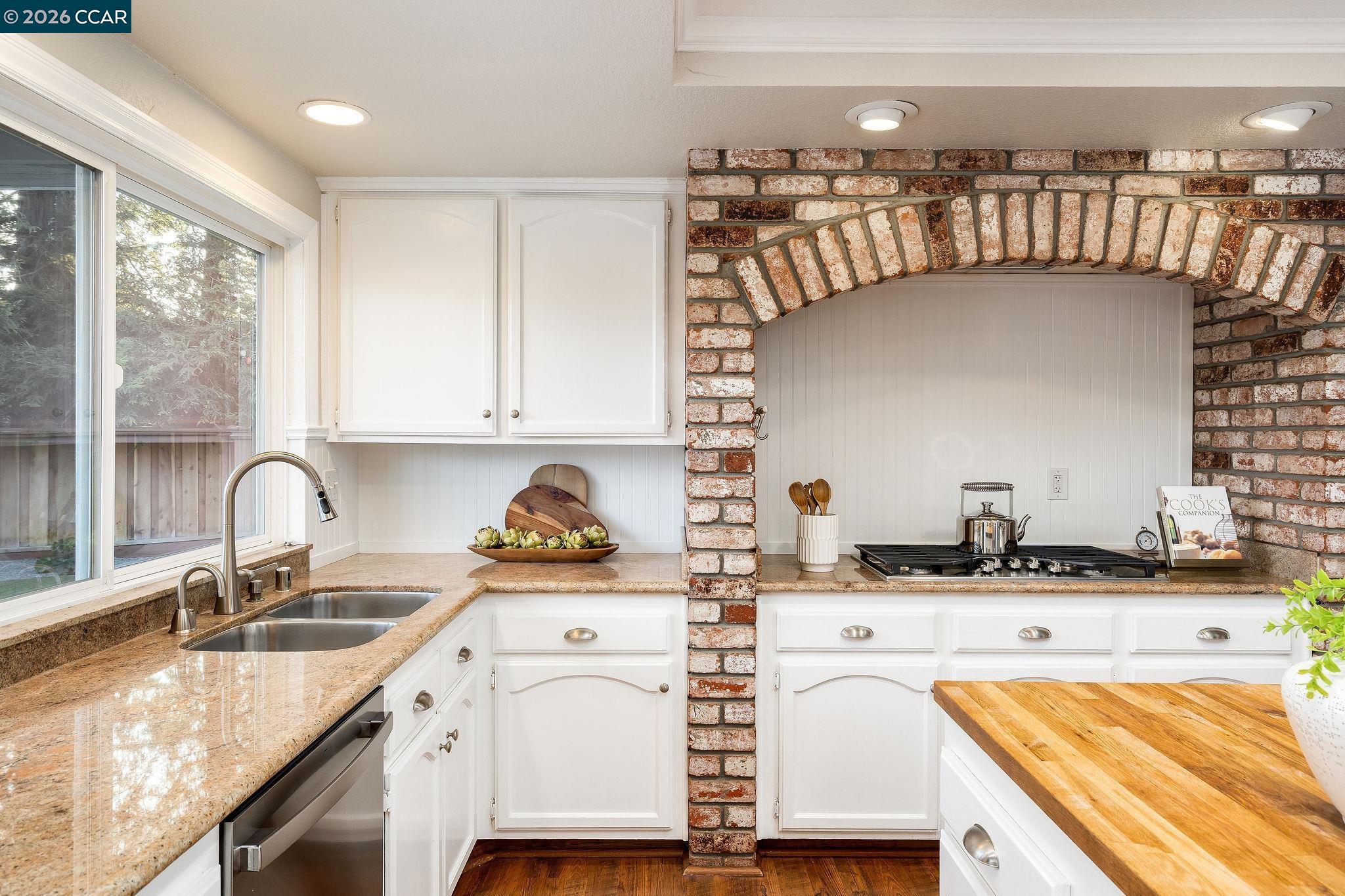 633 Lomond Circle San Ramon, CA 94583 - Photo 11 of 39