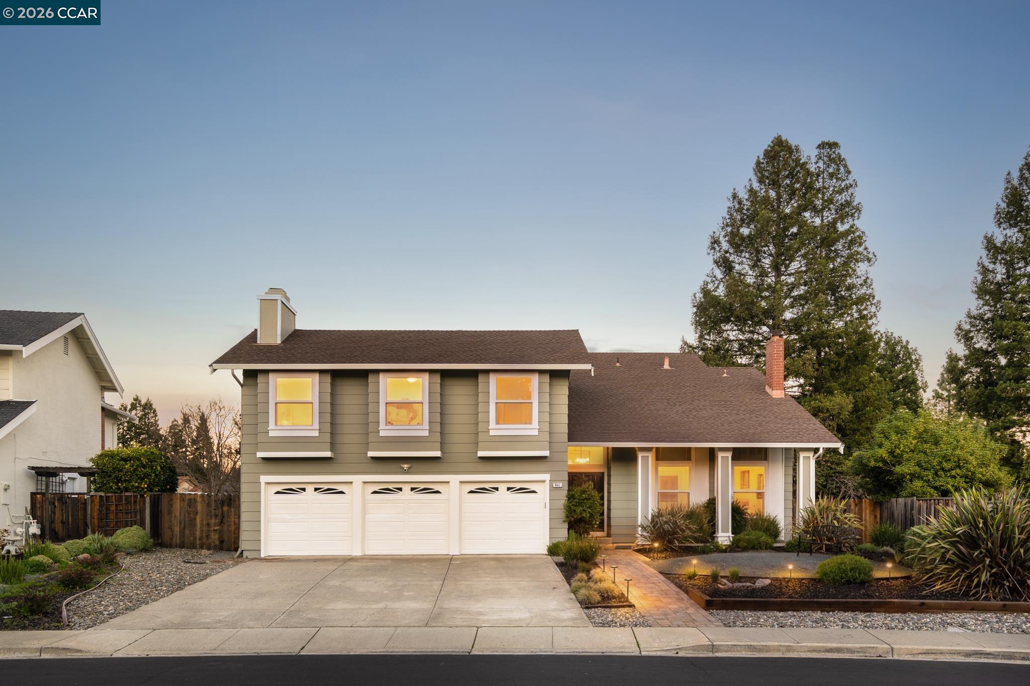 633 Lomond Circle San Ramon, CA 94583 - Photo 2 of 39