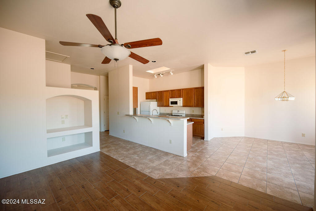 7611 West Rising Ridge Road Tucson, AZ 85743 - Photo 17 of 38 Gallery Image 17