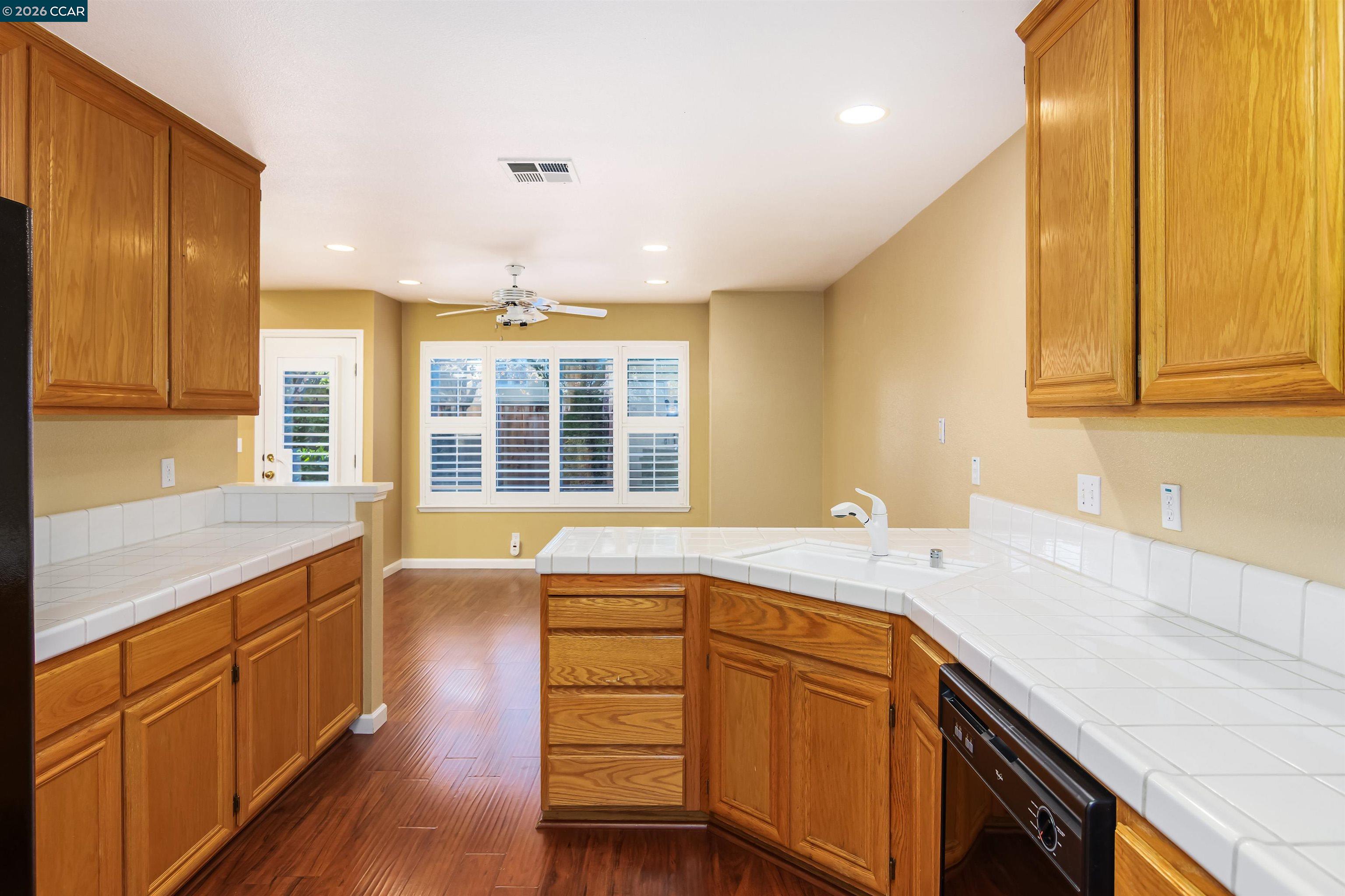 135 Coralflower Lane San Ramon, CA 94582 - Photo 22 of 33